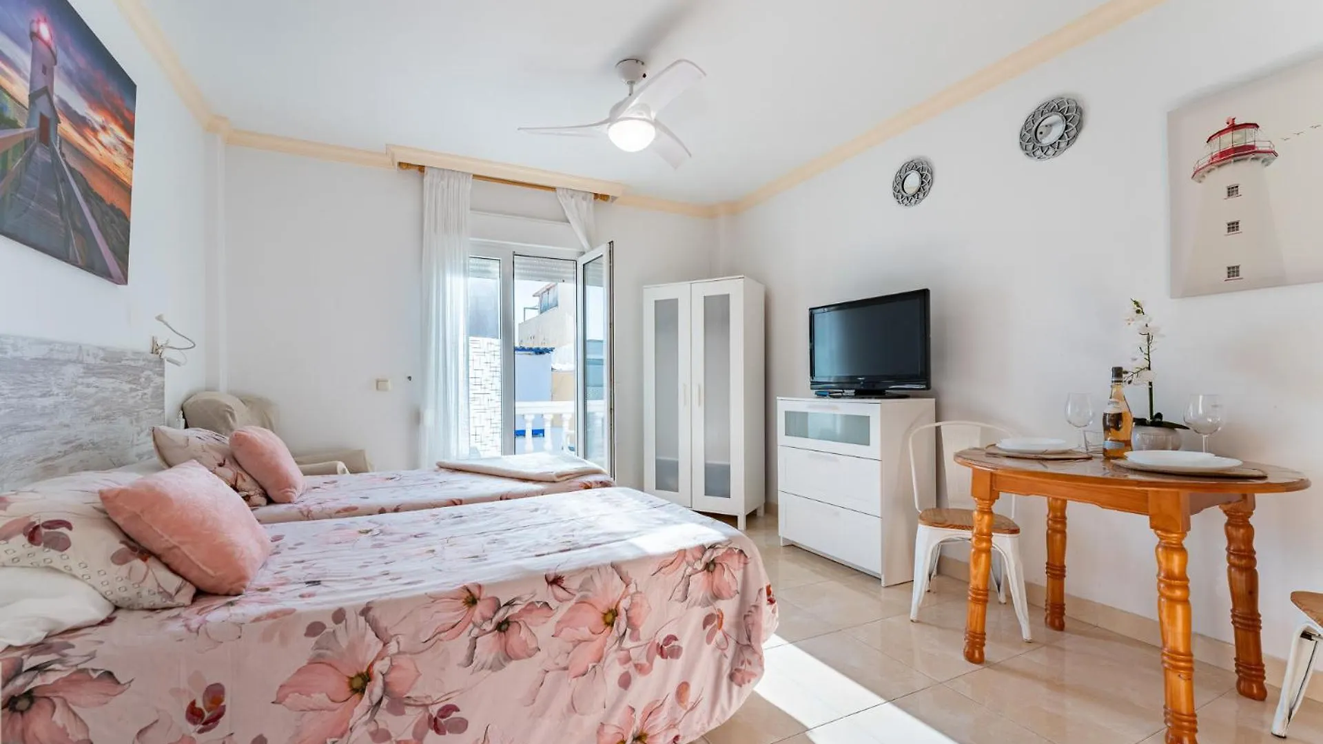 Malagasuite El Levante Apartments 토레몰리노스