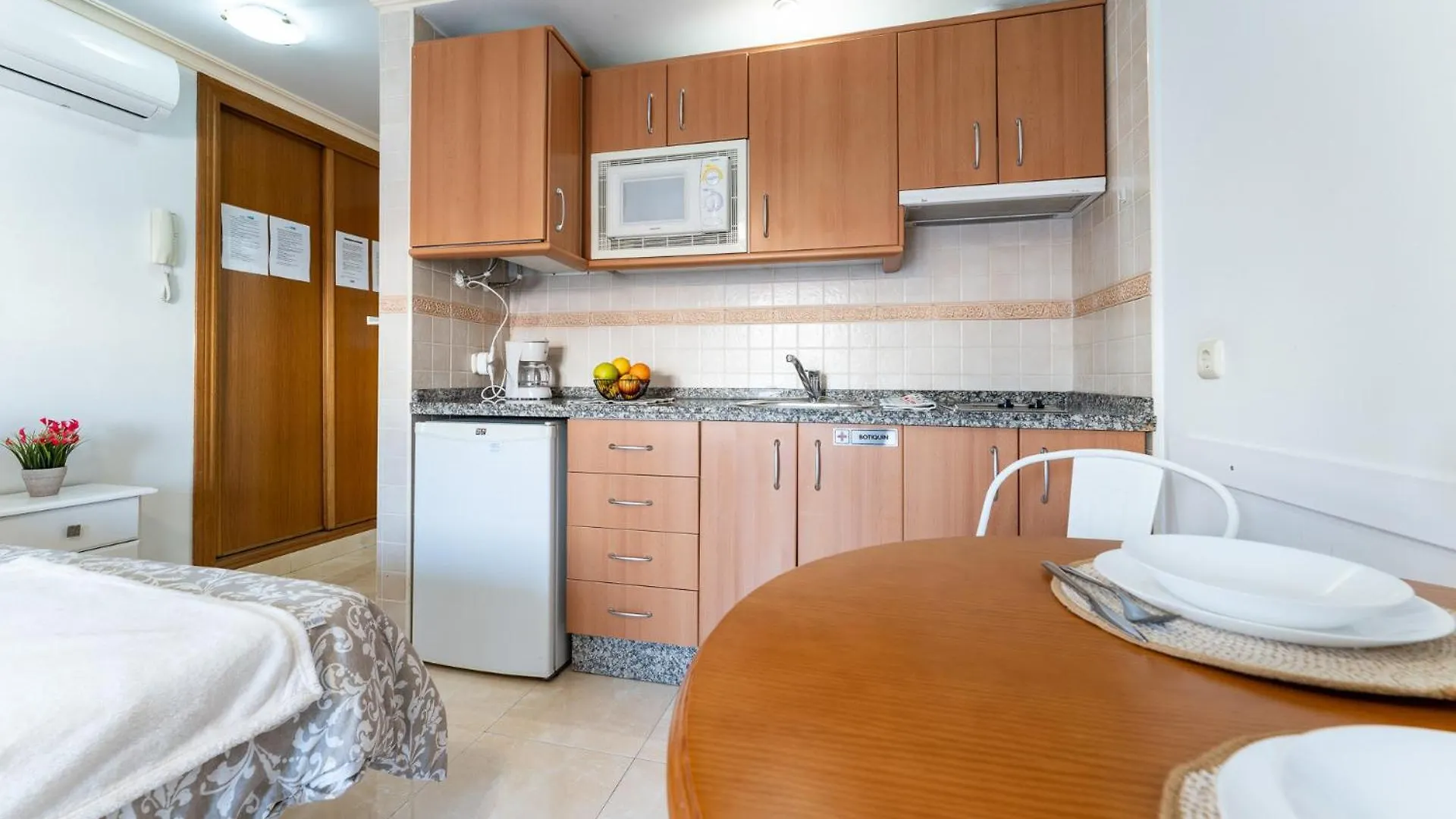 Malagasuite El Levante Apartments 토레몰리노스 스페인