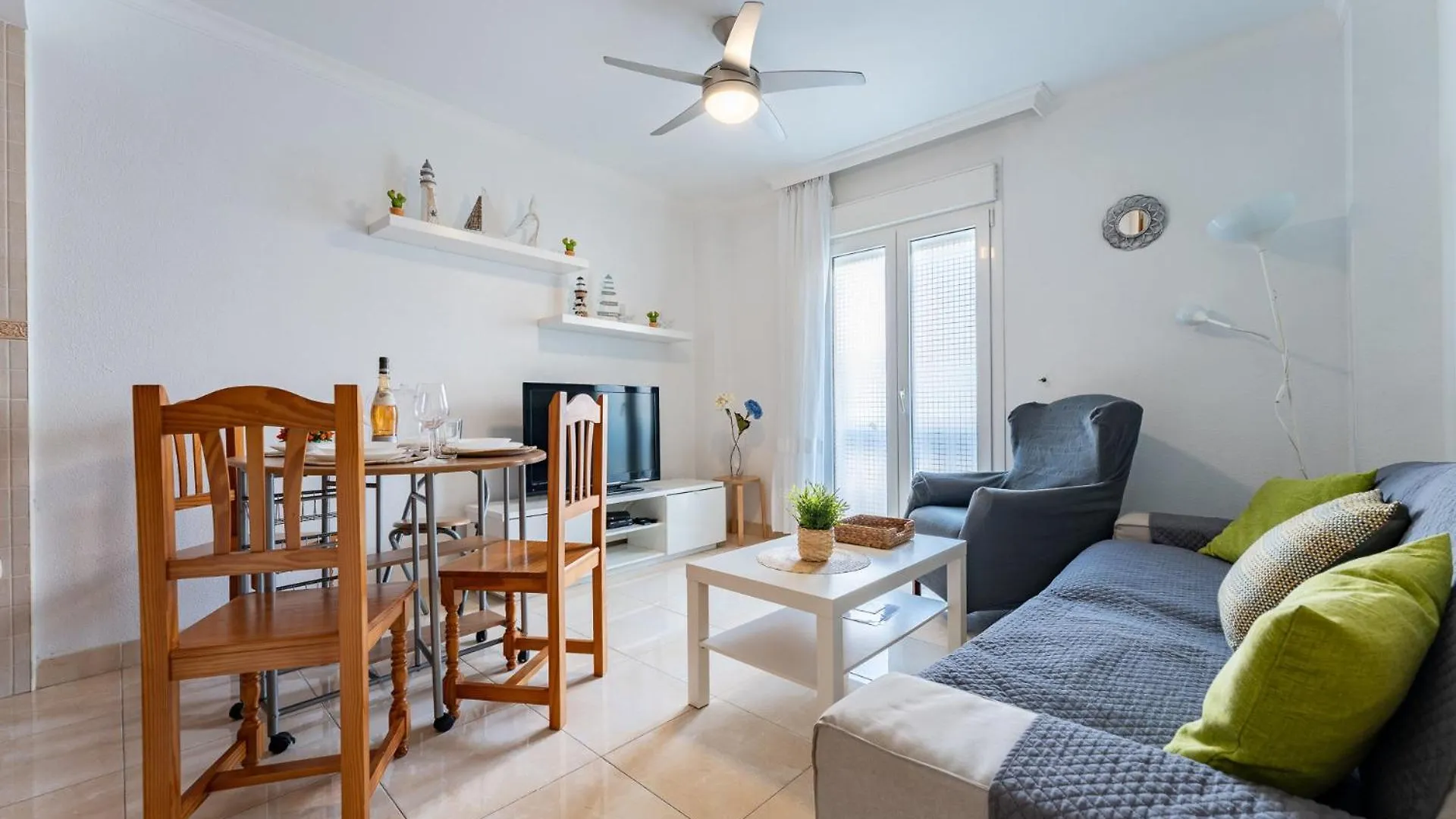 Malagasuite El Levante Apartments 토레몰리노스 스페인
